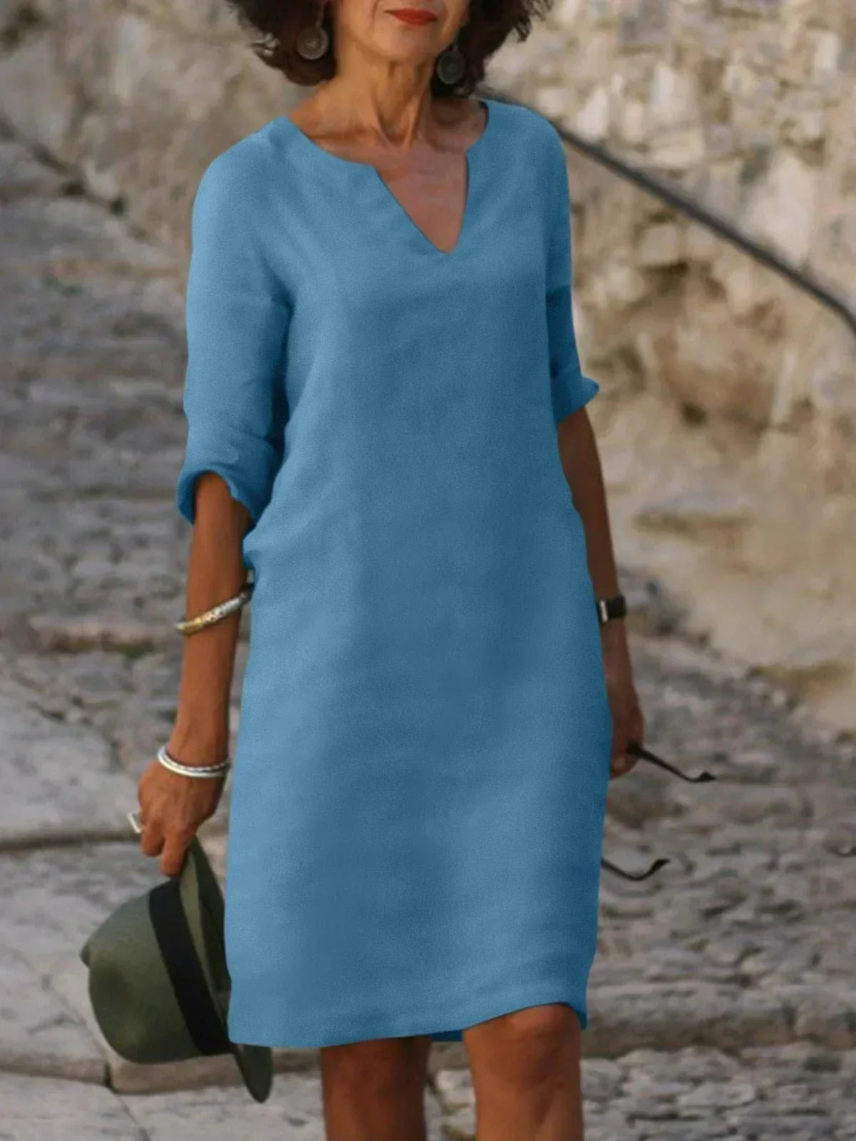 Ida | Elegant V -neck dress - light blue 1