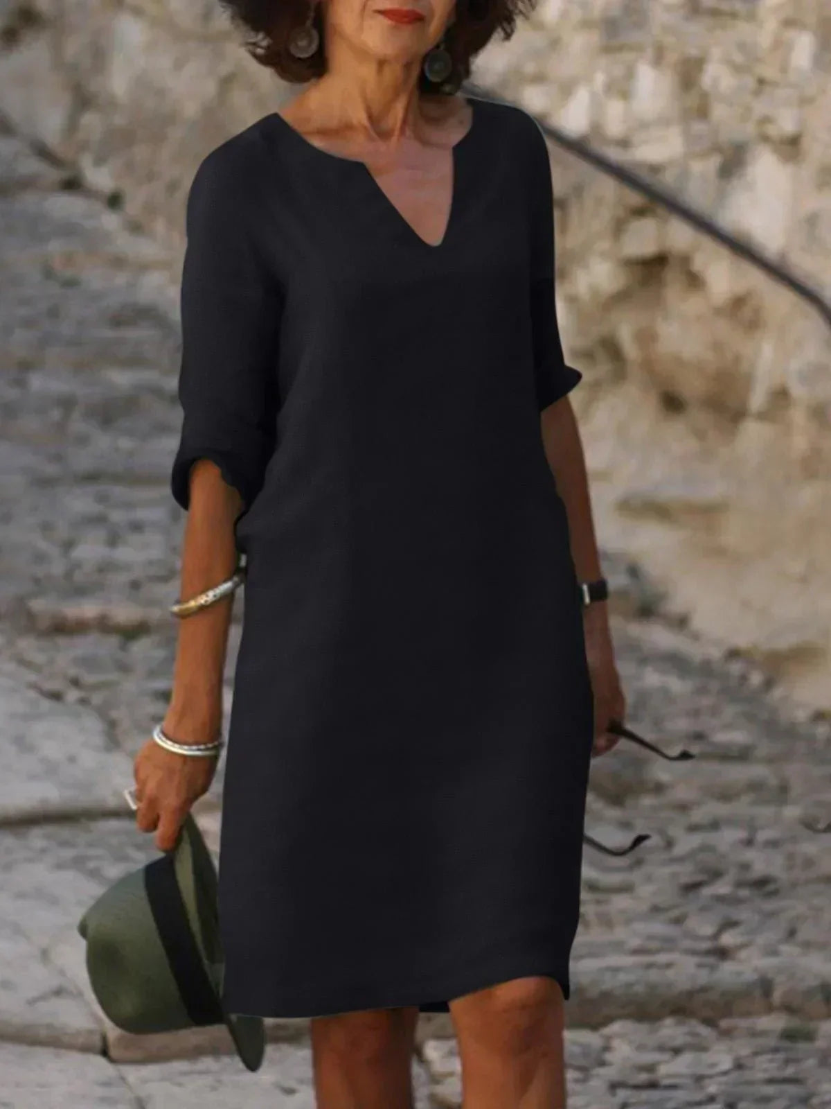 Ida | Elegant V -neck dress - black 1